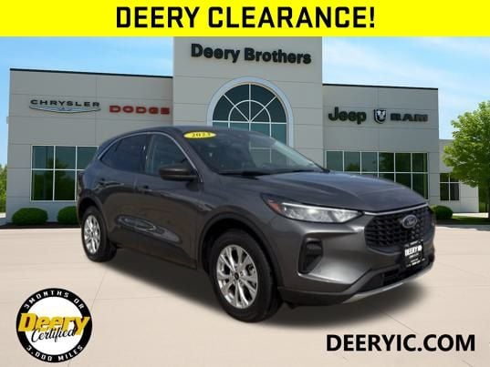 2023 Ford Escape Active's photo