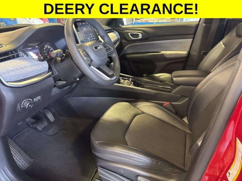 Certified 2025 Jeep Compass Latitude 4x4 SUV