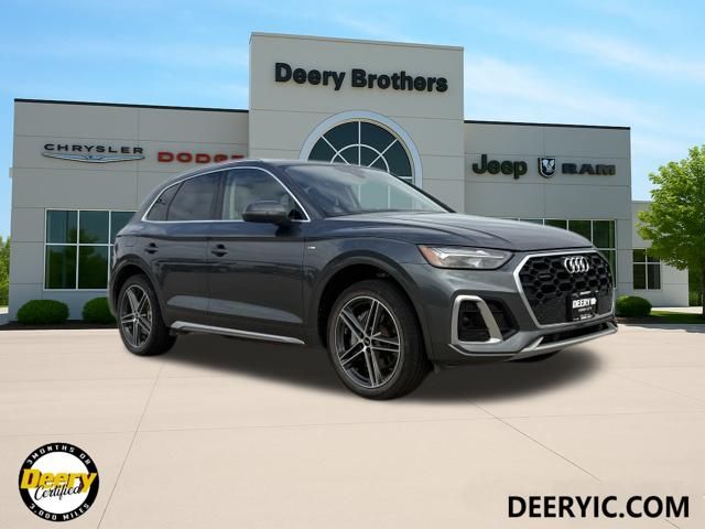 2021 Audi Q5 55 e Premium Plus's photo