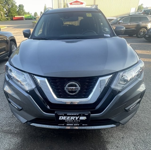 Used 2020 Nissan Rogue SL with VIN 5N1AT2MV2LC772043 for sale in Iowa City, IA
