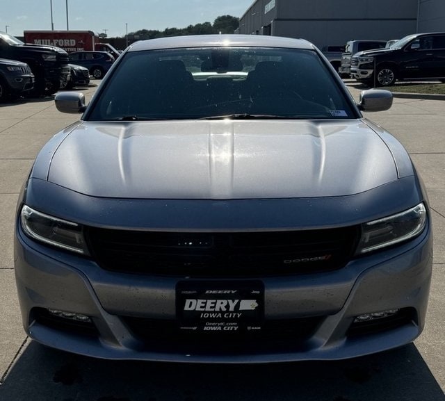 Used 2016 Dodge Charger SXT with VIN 2C3CDXJG8GH268021 for sale in Iowa City, IA