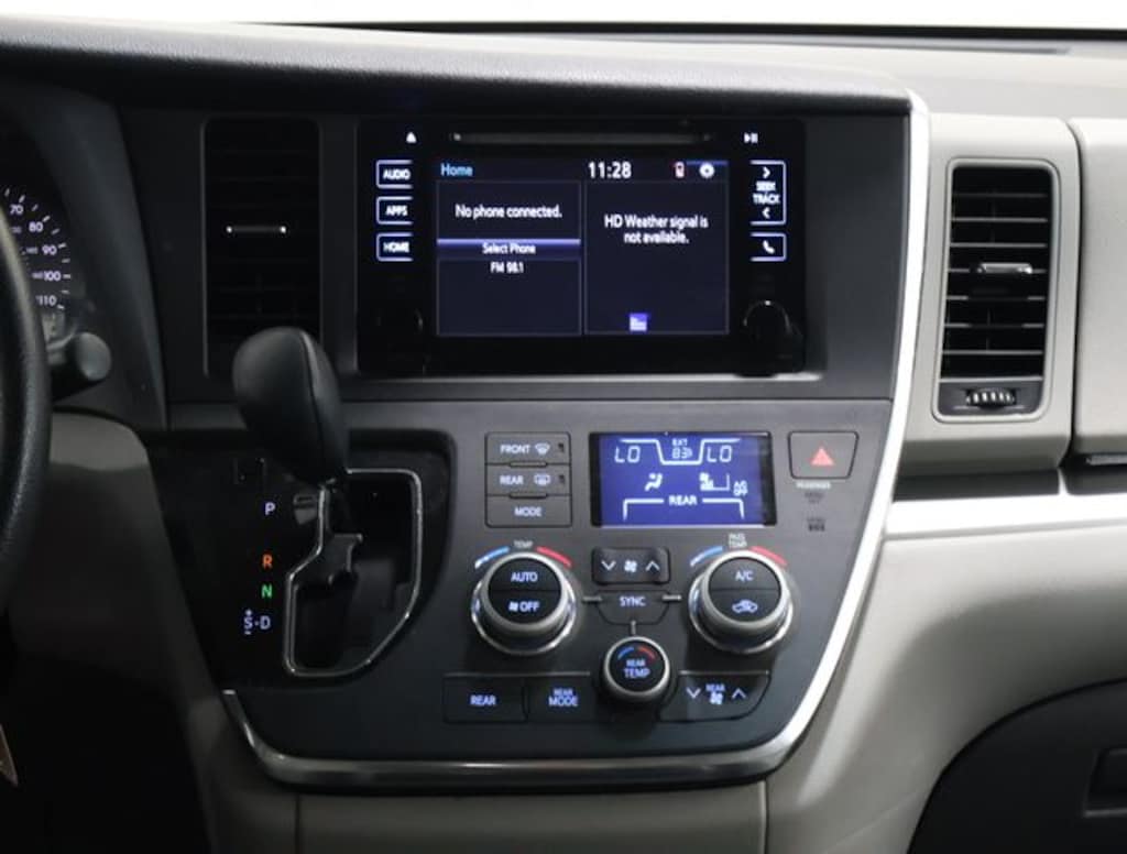 Used 2015 Toyota Sienna LE Van