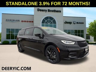 2026 Chrysler Pacifica Select Passenger Van