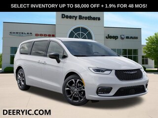 2026 Chrysler Pacifica 100th Anniversary Buzz Model Package Passenger Van