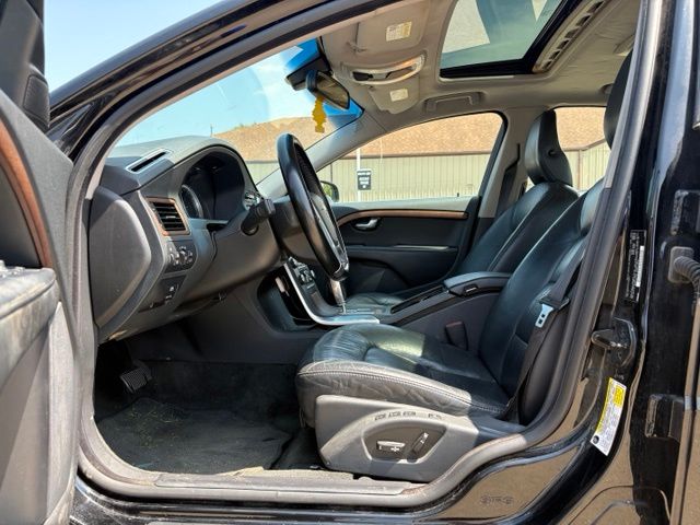 Used 2010 Volvo S80 3.2 with VIN YV1960AS4A1128611 for sale in Iowa City, IA