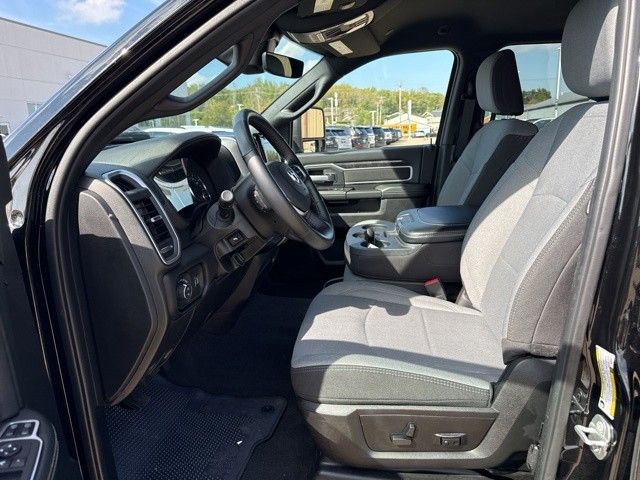 2024 Ram 2500 Big Horn photo 2