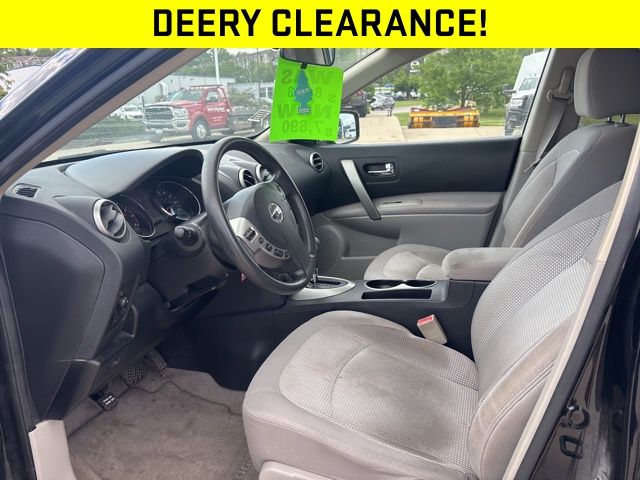 Used 2011 Nissan Rogue SV with VIN JN8AS5MV7BW670750 for sale in Iowa City, IA