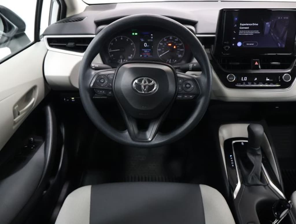Used 2025 Toyota Corolla LE Sedan