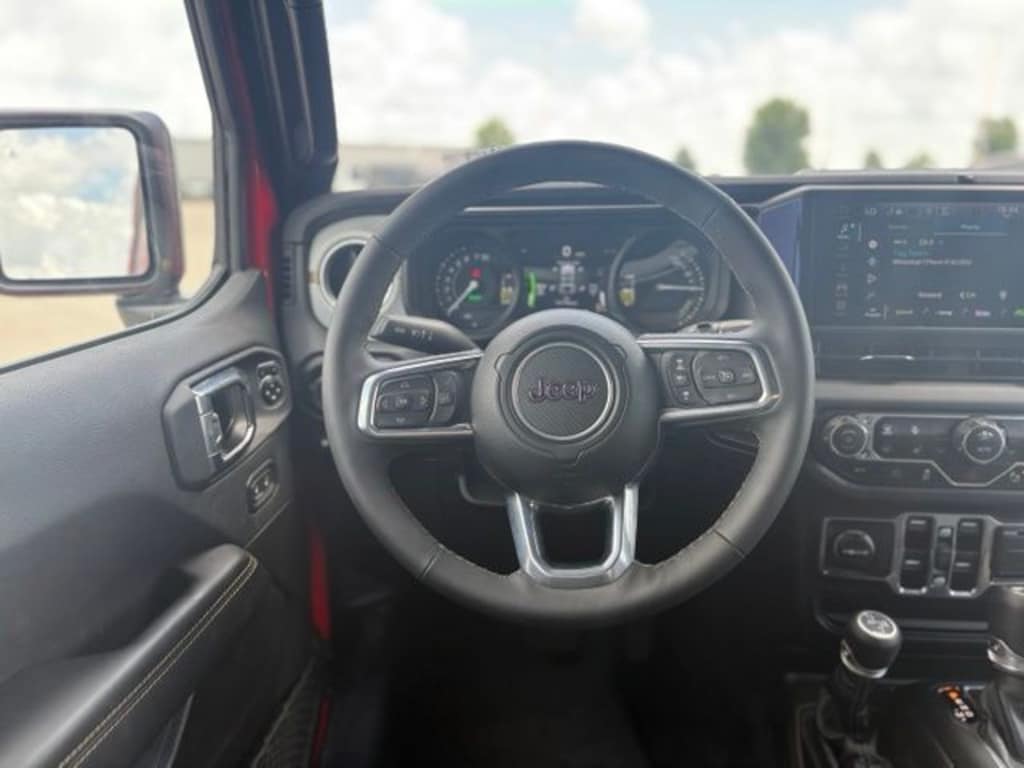 Used 2025 Jeep Wrangler 4xe Sahara 4x4 SUV