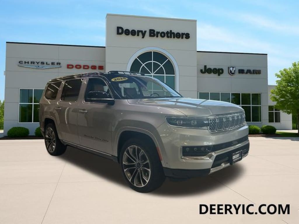 New 2025 Jeep Grand Wagoneer Series III Sport Utility