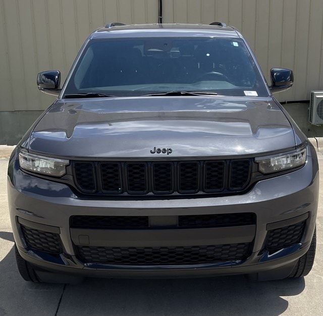 Used 2023 Jeep Grand Cherokee L Altitude with VIN 1C4RJKAG5P8105981 for sale in Iowa City, IA
