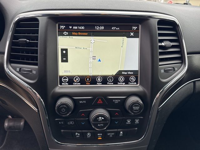 2018 Jeep Grand Cherokee Limited photo 2