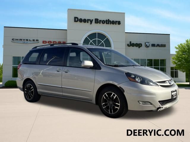 2006 Toyota Sienna XLE