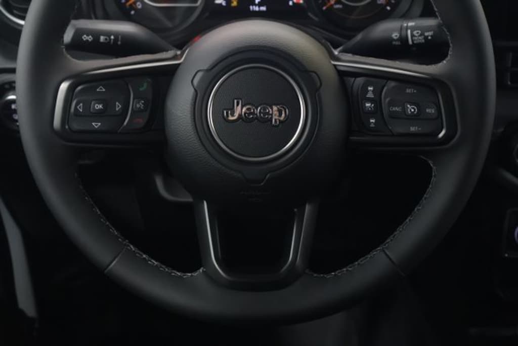 New 2026 Jeep Gladiator Sahara Pickup