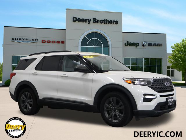 2021 Ford Explorer XLT 4WD's photo