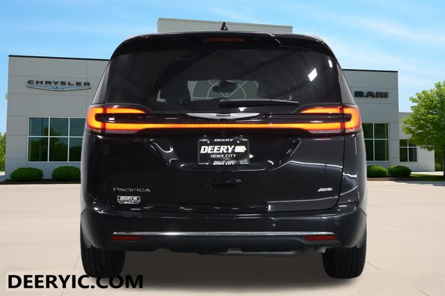 2026 Chrysler Pacifica Select - Photo 28