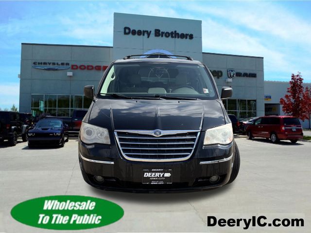 Used 2008 Chrysler Town & Country Limited with VIN 2A8HR64X78R802669 for sale in Iowa City, IA