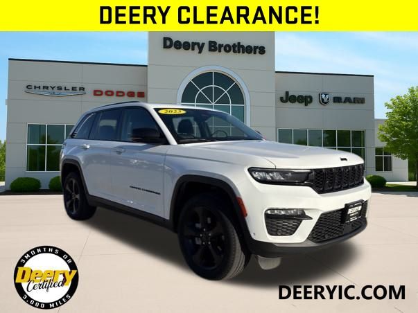 2023 Jeep Grand Cherokee Limited's photo