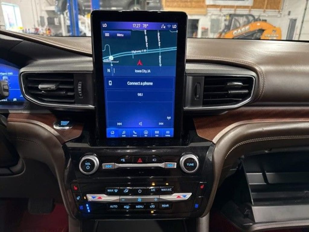 Used 2023 Ford Explorer King Ranch 4x4 SUV