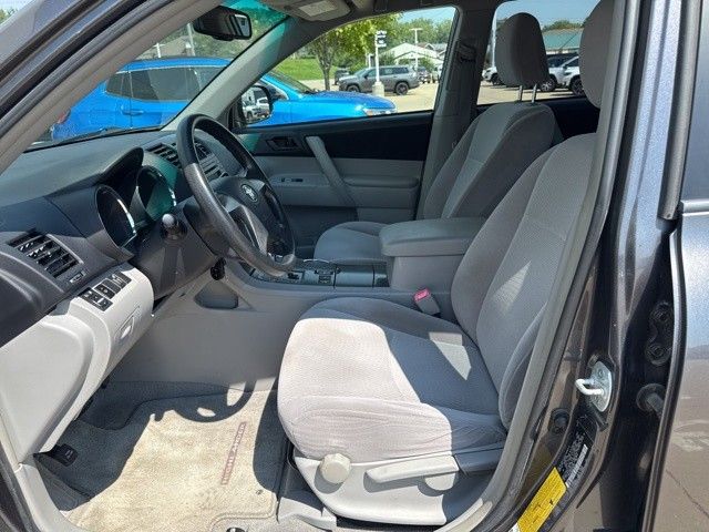 Used 2008 Toyota Highlander Base with VIN JTEES41AX82004034 for sale in Iowa City, IA