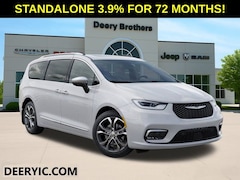 2026 Chrysler Pacifica Pinnacle Passenger Van