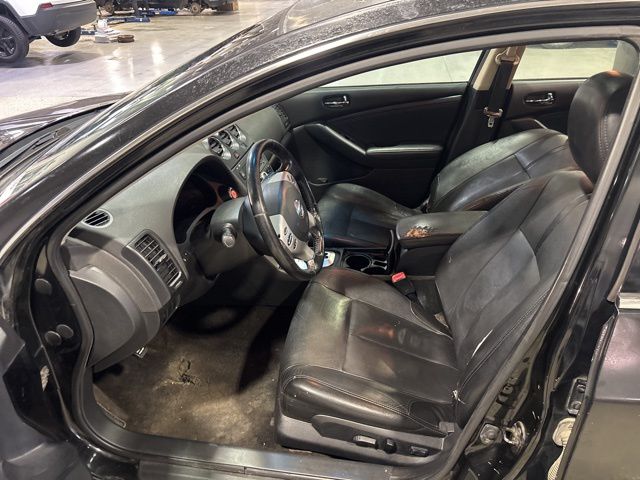 Used 2009 Nissan Altima S with VIN 1N4AL21E29N514049 for sale in Iowa City, IA