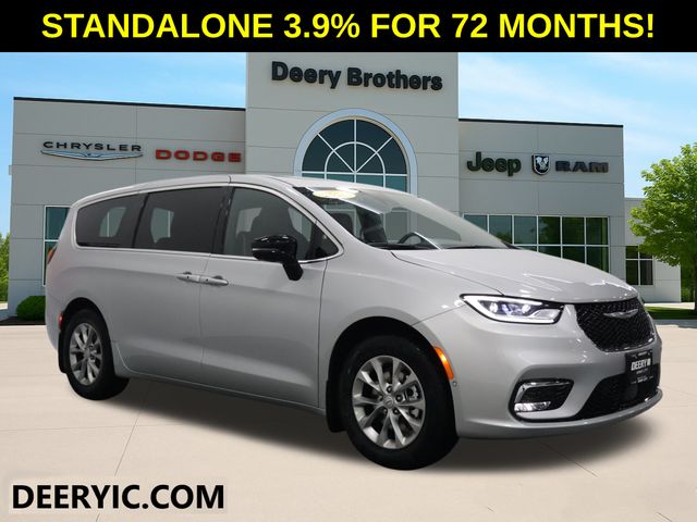 2026 Chrysler Pacifica Passenger Van 