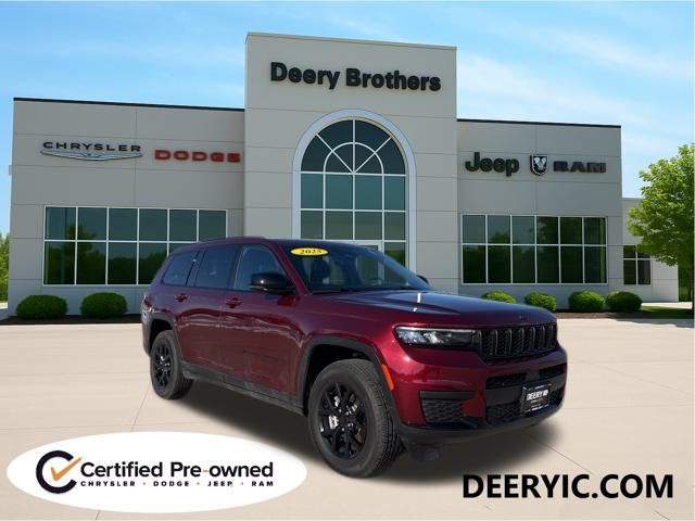 2025 Jeep Grand Cherokee L Altitude's photo