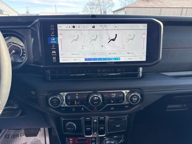 2024 Jeep Wrangler Rubicon photo 2