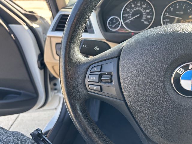 2018 Bmw 320i xDrive Sedan photo 3