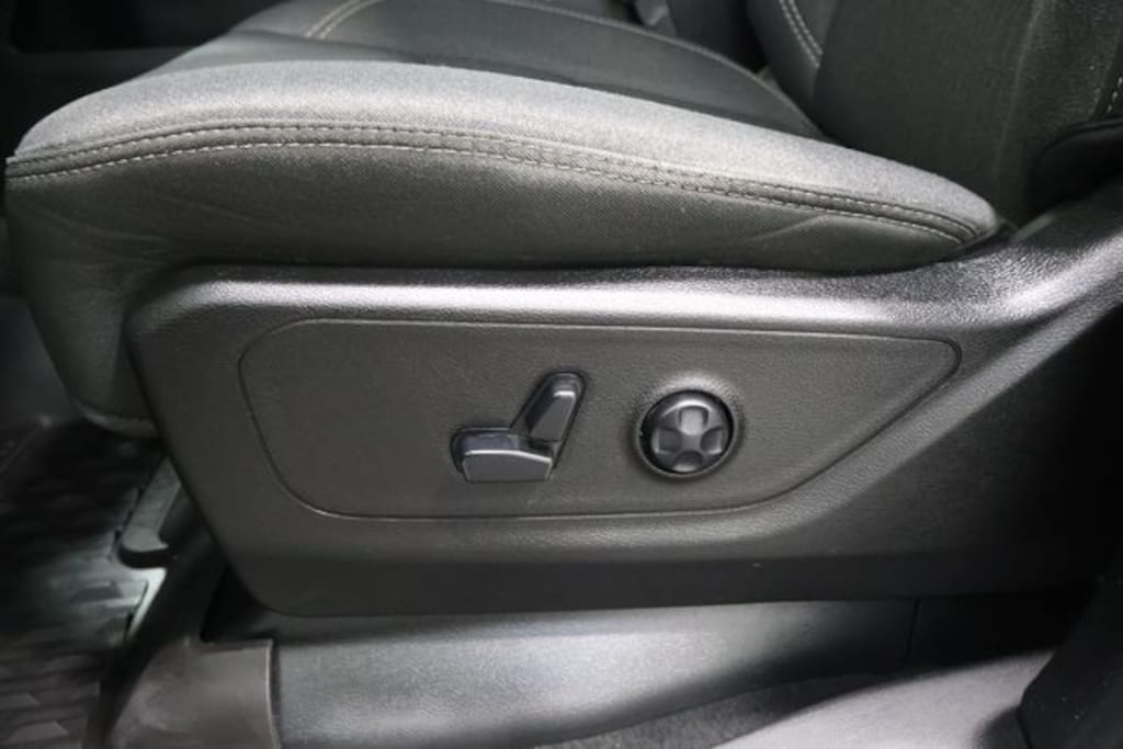 Used 2019 Ram 1500 Big Horn 4x4 Truck Crew Cab