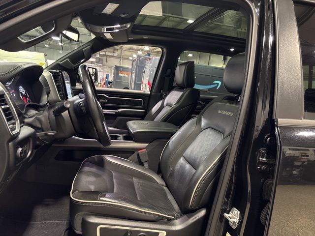 2020 Ram 1500 Laramie photo 3