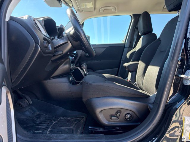 Used 2016 Jeep Renegade Latitude with VIN ZACCJBBT0GPD14233 for sale in Iowa City, IA