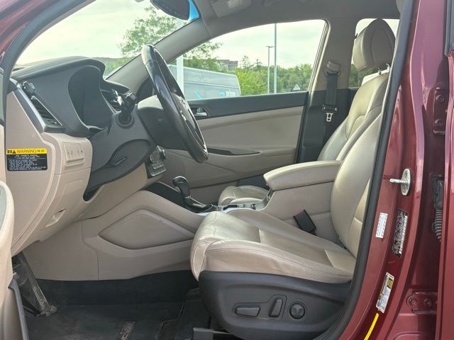 Used 2016 Hyundai Tucson Limited with VIN KM8J3CA23GU141480 for sale in Iowa City, IA