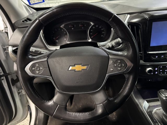 2018 Chevrolet Traverse photo 2