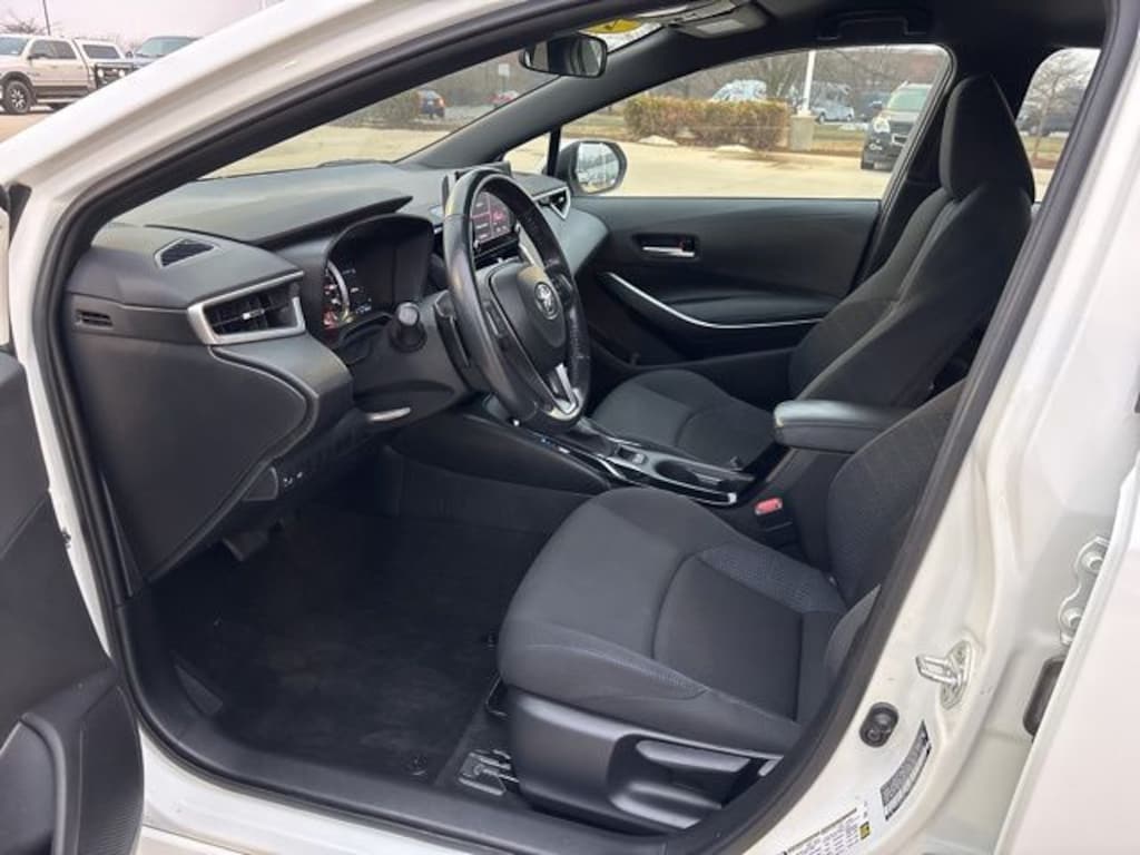 Used 2021 Toyota Corolla SE Sedan