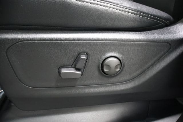 2026 RAM 1500 Rebel - Photo 10