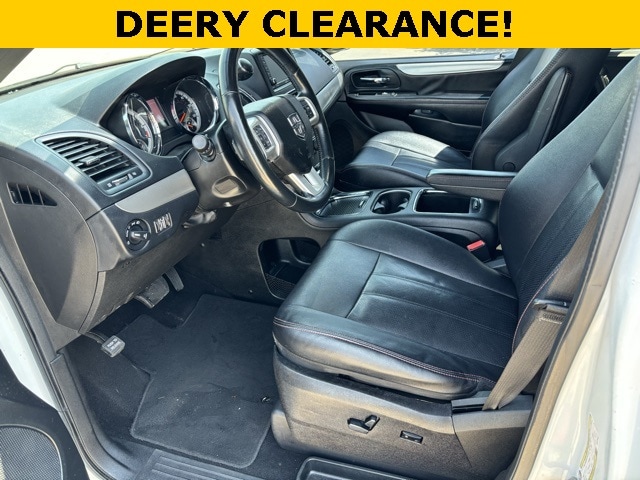 Certified 2019 Dodge Grand Caravan GT with VIN 2C4RDGEG5KR579067 for sale in Iowa City, IA