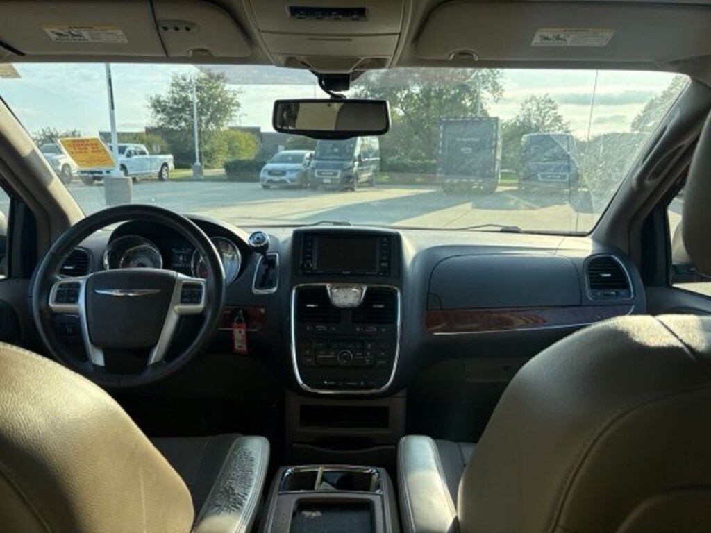 Used 2014 Chrysler Town & Country Touring Van