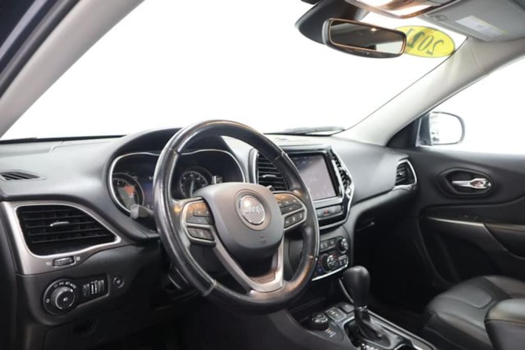 Used 2021 Jeep Cherokee Limited 4x4 SUV
