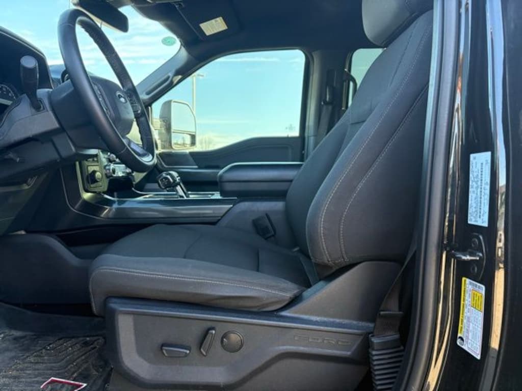 Used 2023 Ford F-150 XLT 4x4 Truck SuperCrew Cab