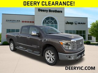 2016 Nissan Titan XD SL 4x4 Truck Crew Cab