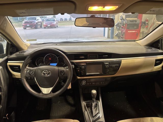 2014 Toyota Corolla LE Eco Plus photo 2