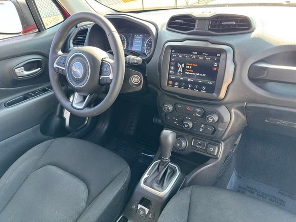 Used 2023 Jeep Renegade Latitude 4x4 SUV