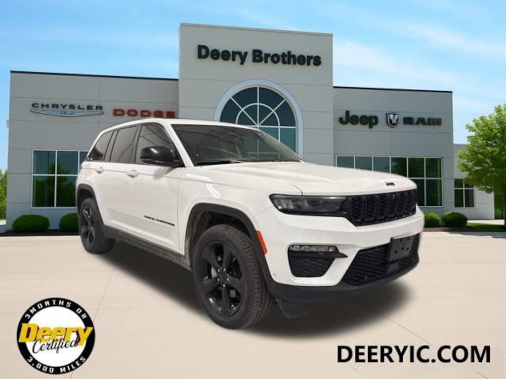 Used 2023 Jeep Grand Cherokee Limited 4x4 SUV