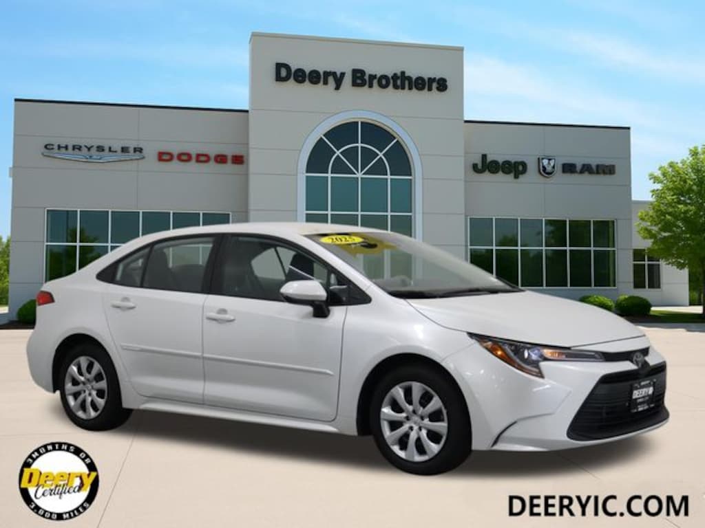 Used 2025 Toyota Corolla LE Sedan