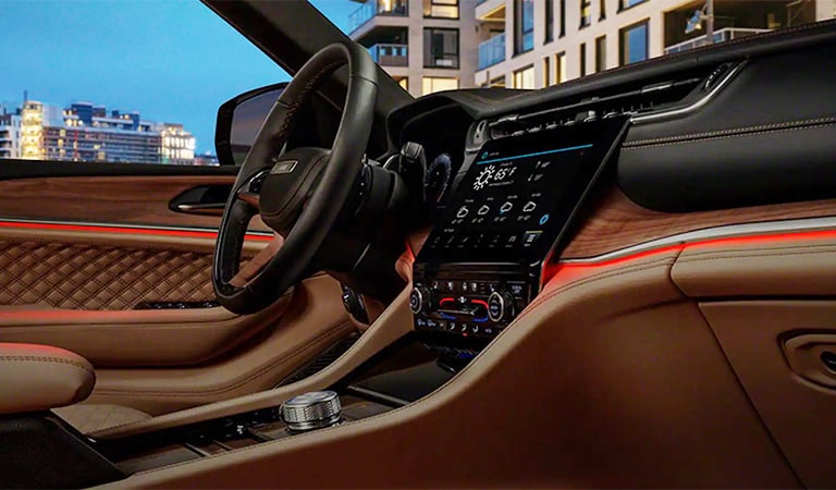 Iowa City Iowa 2021 Jeep Grand Cherokee L