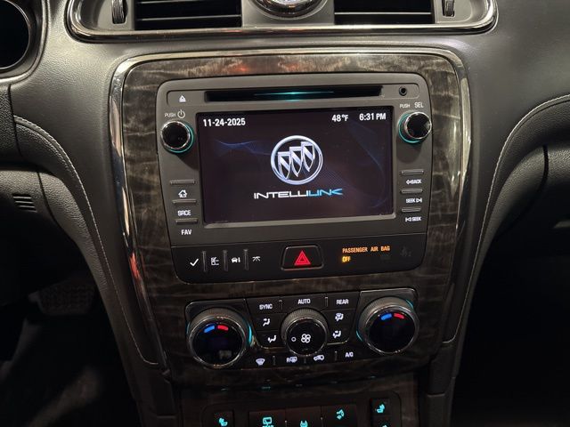 2013 Buick Enclave Leather photo 3