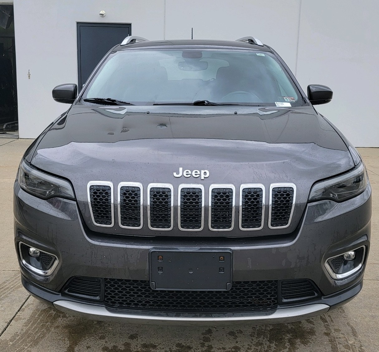 Used 2019 Jeep Cherokee Limited with VIN 1C4PJMDX7KD460603 for sale in Iowa City, IA