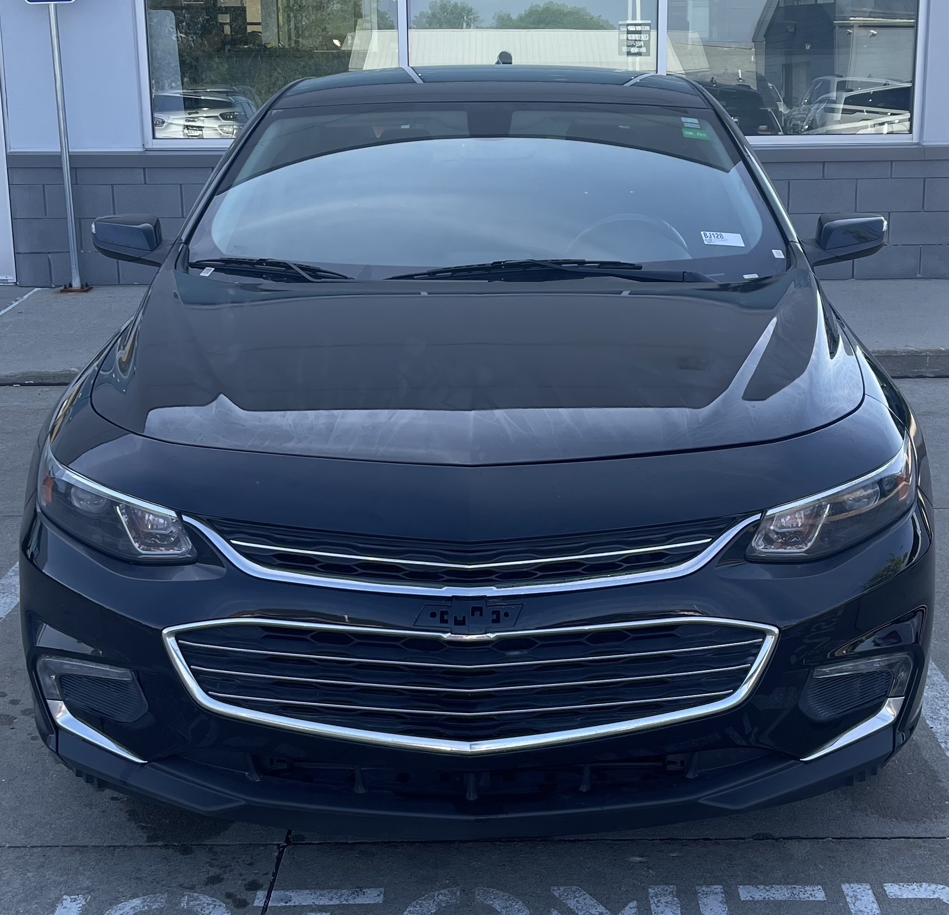 Used 2018 Chevrolet Malibu 1LT with VIN 1G1ZD5ST7JF192878 for sale in Iowa City, IA